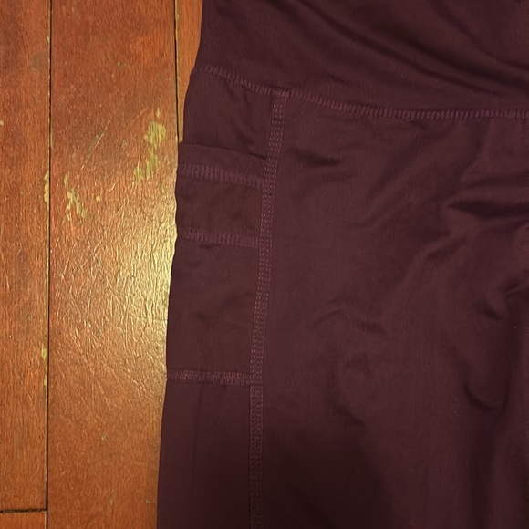 Athletic Capris - Picture 4 of 7